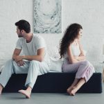 Zmęczony małżeństwem i gotowy do odejścia? Terapeuta rodzinny sugeruje, aby